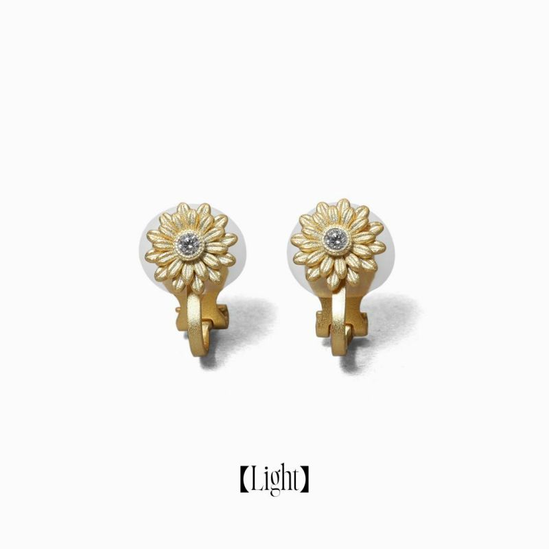 Flower Earrings (Gold)【Luxe】 | Freecus