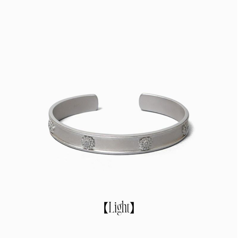 【煌びやかなデザイン☆】Dior Celeste バングル 煌びやかなデザイン♪》Dior Celeste バングル (Dior