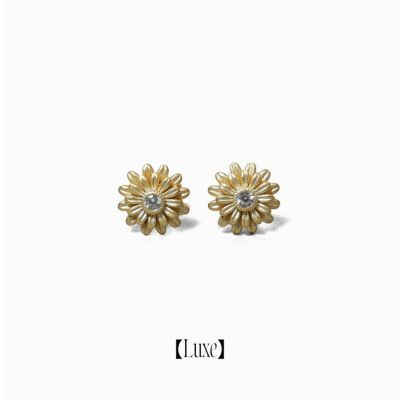 Freecus Luxe 花形スタッドピアス Flower Pierce (Gold)【Luxe】 | Freecus