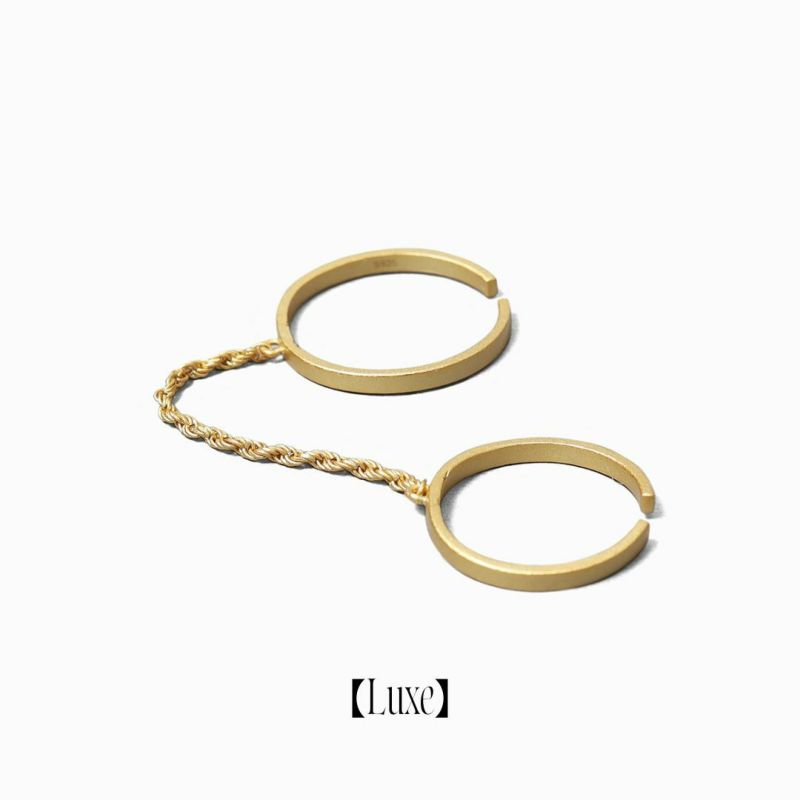 【美品】Chieko+ caviar Ring と earcuff ２点セット 美品】Chieko+ caviar Ring と earcuff 2点セット - メルカリ